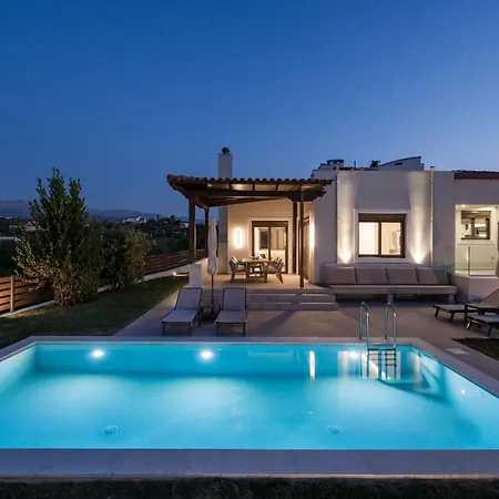 Villa Wisdom - Elegant & Homely With Pool, Galatas Chania  Exterior photo