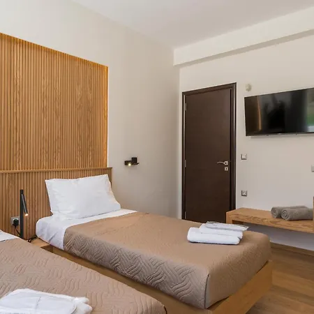 Villa Wisdom - Elegant & Homely With Pool, Galatas Chania  Exterior photo